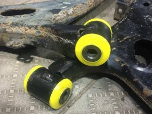Sajlentblok perednego rychaga Subaru Legacy/Outback, Forester 20204AG04A, 20204AG04B, 20204AJ000, 20204SG000