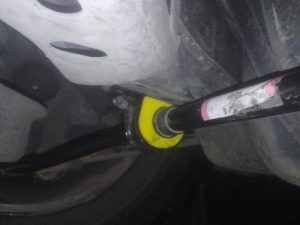 Vtulka stabilizatora zadnego FORD AA835A771CC, BB5Z5A772A, AA8Z5A772C