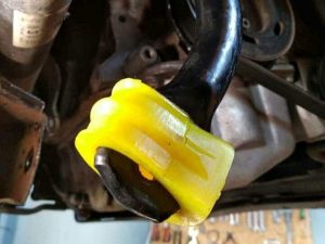 Poliuretanovaja vtulka perednego stabilizatora Vw Golf IV/Skoda Octavia